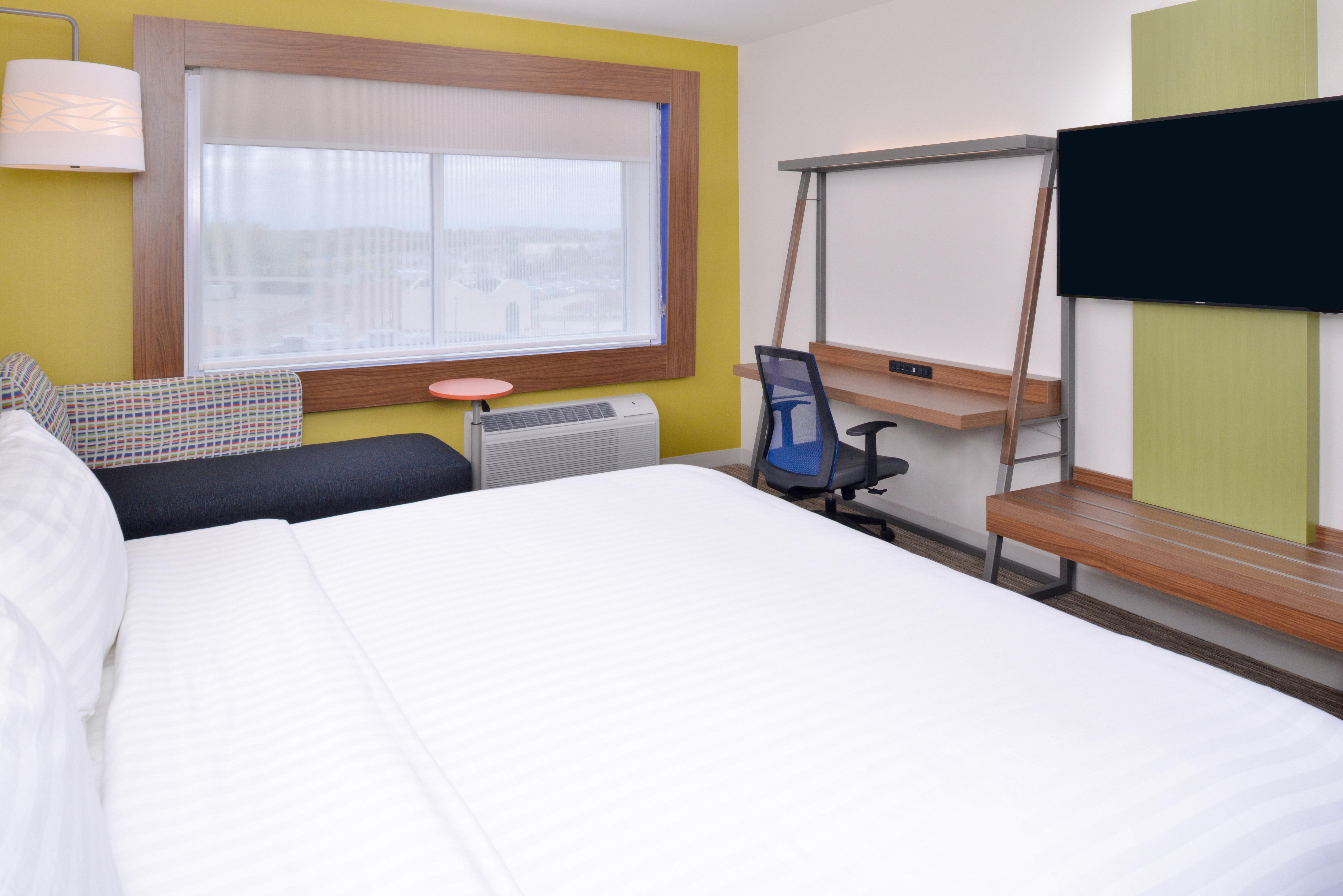 Holiday Inn Express & Suites Madison By Ihg Esterno foto